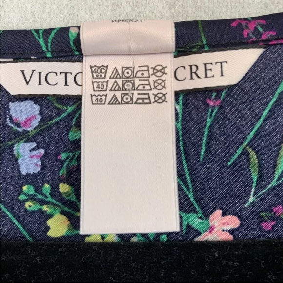 Victoria’s Secret Romper - Picture 5 of 15